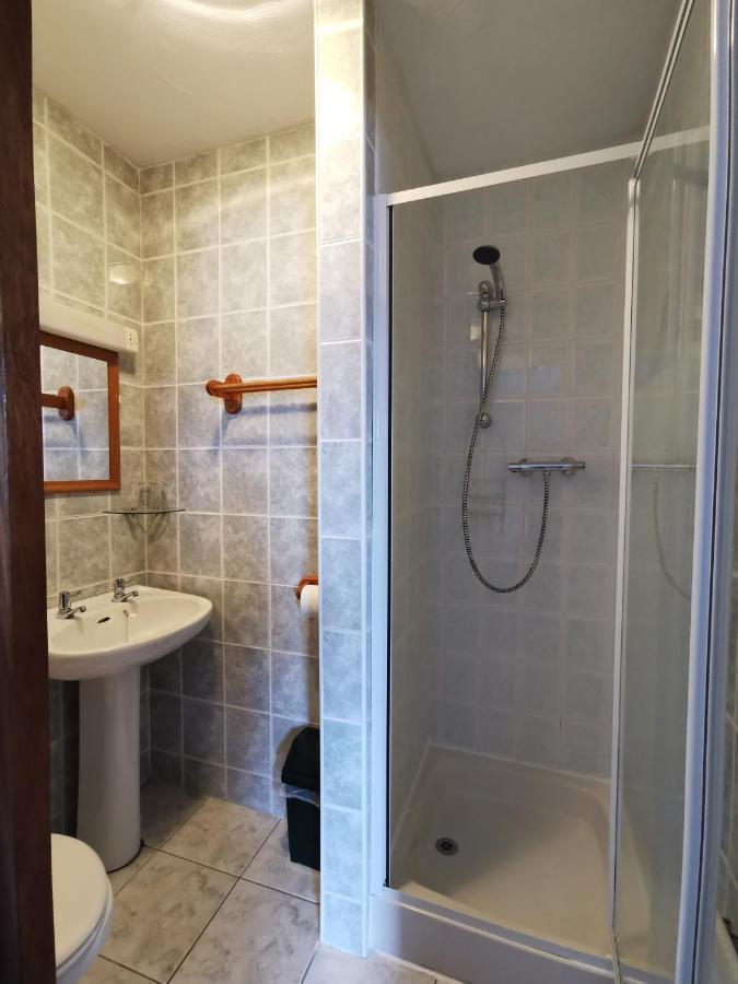 Whitehouse Guest House Стерлинг Экстерьер фото